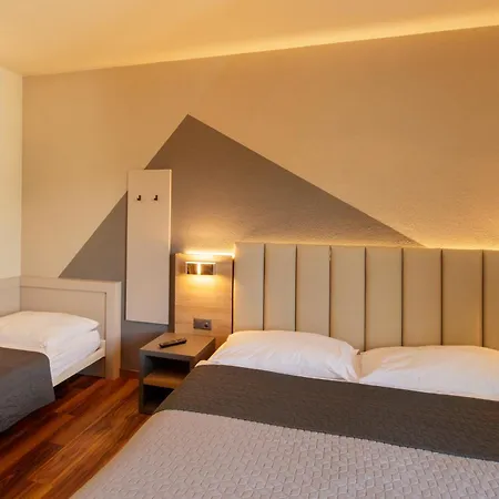 Mirador ホテル 3*