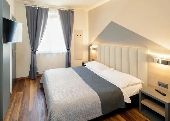 Mirador أسكونا