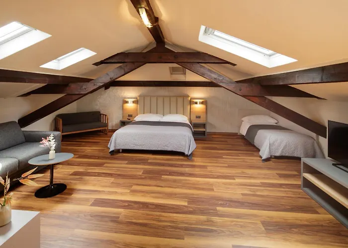 Mirador ホテル 3*