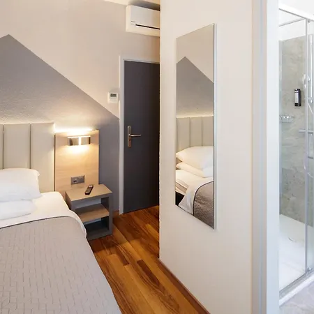 Mirador 3*
